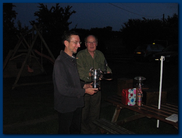 600x449 pixels (97K)